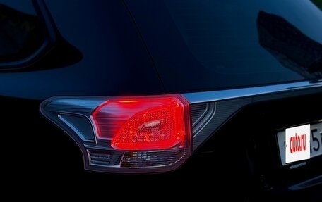 Mitsubishi Outlander III рестайлинг 3, 2014 год, 1 490 000 рублей, 13 фотография