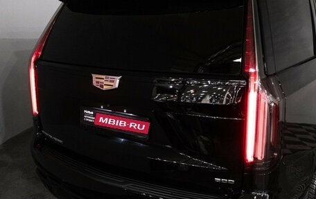 Cadillac Escalade V, 2021 год, 12 990 000 рублей, 39 фотография