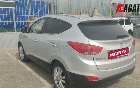 Hyundai ix35 I рестайлинг, 2011 год, 1 010 000 рублей, 3 фотография