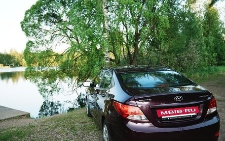 Hyundai Solaris II рестайлинг, 2011 год, 830 000 рублей, 4 фотография