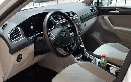 Volkswagen Tiguan II, 2017 год, 2 750 000 рублей, 1 фотография