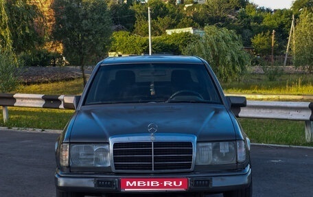 Mercedes-Benz W124, 1990 год, 240 000 рублей, 2 фотография
