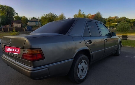 Mercedes-Benz W124, 1990 год, 240 000 рублей, 5 фотография