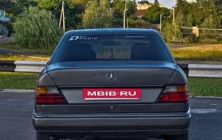 Mercedes-Benz W124, 1990 год, 240 000 рублей, 4 фотография