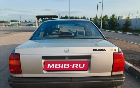 Opel Omega A, 1987 год, 95 000 рублей, 3 фотография