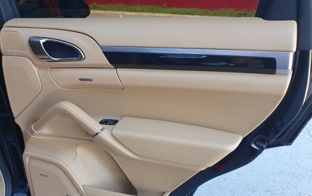 Porsche Cayenne III, 2011 год, 3 700 000 рублей, 12 фотография