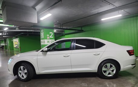 Skoda Superb III рестайлинг, 2019 год, 1 850 000 рублей, 6 фотография