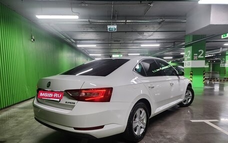 Skoda Superb III рестайлинг, 2019 год, 1 850 000 рублей, 4 фотография
