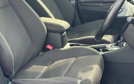 Toyota Auris II, 2015 год, 1 350 000 рублей, 22 фотография