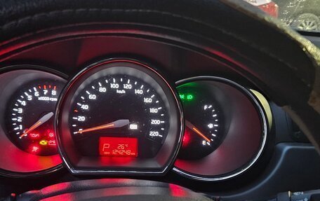 KIA Rio III рестайлинг, 2012 год, 700 000 рублей, 7 фотография