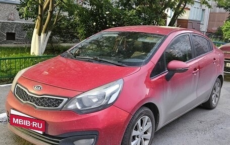 KIA Rio III рестайлинг, 2012 год, 700 000 рублей, 2 фотография