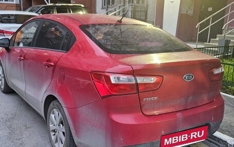 KIA Rio III рестайлинг, 2012 год, 700 000 рублей, 3 фотография