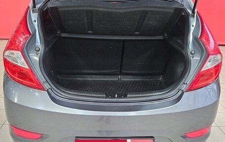 Hyundai Solaris II рестайлинг, 2013 год, 739 000 рублей, 18 фотография