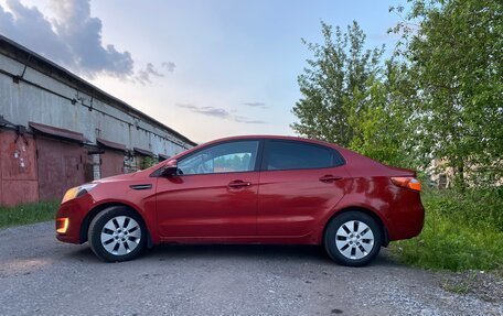 KIA Rio III рестайлинг, 2012 год, 680 000 рублей, 2 фотография