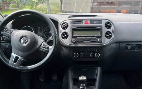 Volkswagen Tiguan I, 2011 год, 1 100 000 рублей, 9 фотография