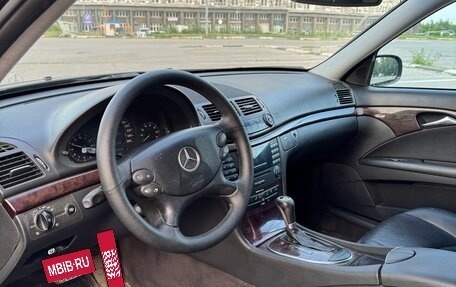 Mercedes-Benz E-Класс, 2005 год, 590 000 рублей, 5 фотография