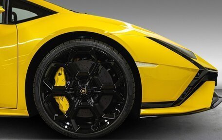 Lamborghini Huracán, 2024 год, 40 480 000 рублей, 7 фотография