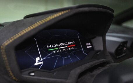 Lamborghini Huracán, 2024 год, 40 480 000 рублей, 17 фотография
