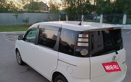 Toyota Sienta I, 2003 год, 450 000 рублей, 2 фотография