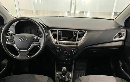 Hyundai Solaris II рестайлинг, 2019 год, 1 249 000 рублей, 5 фотография