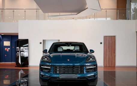 Porsche Cayenne III, 2025 год, 16 800 000 рублей, 3 фотография