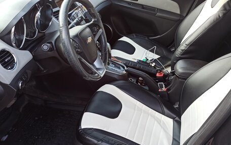 Chevrolet Cruze II, 2011 год, 750 000 рублей, 13 фотография