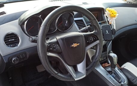 Chevrolet Cruze II, 2011 год, 750 000 рублей, 14 фотография