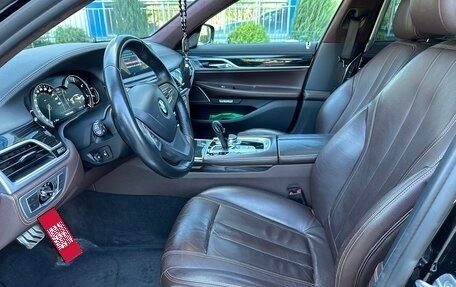 BMW 7 серия, 2018 год, 5 400 000 рублей, 6 фотография