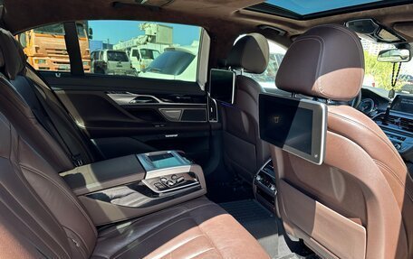 BMW 7 серия, 2018 год, 5 400 000 рублей, 10 фотография
