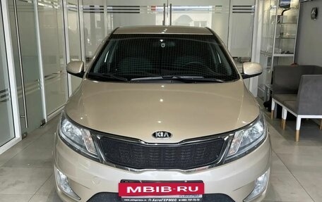 KIA Rio III рестайлинг, 2015 год, 919 000 рублей, 2 фотография