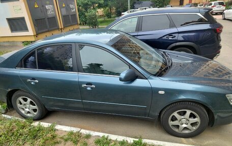 Hyundai Sonata VI, 2005 год, 570 000 рублей, 2 фотография