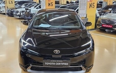 Toyota Prius IV XW50, 2023 год, 3 462 000 рублей, 1 фотография