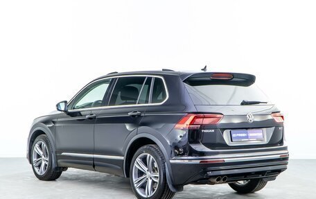 Volkswagen Tiguan II, 2019 год, 2 999 000 рублей, 2 фотография