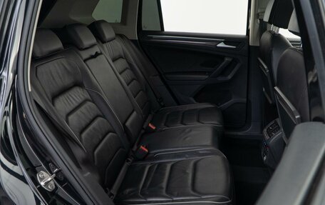 Volkswagen Tiguan II, 2019 год, 2 999 000 рублей, 8 фотография