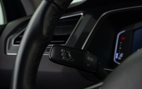 Volkswagen Tiguan II, 2019 год, 2 999 000 рублей, 26 фотография
