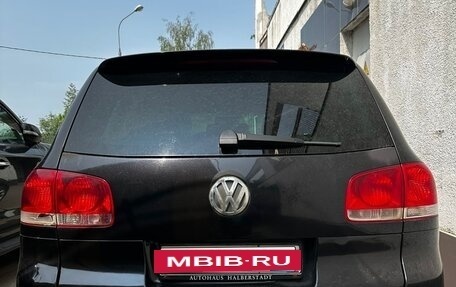 Volkswagen Touareg III, 2004 год, 500 000 рублей, 4 фотография