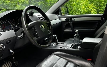 Volkswagen Touareg III, 2004 год, 500 000 рублей, 19 фотография