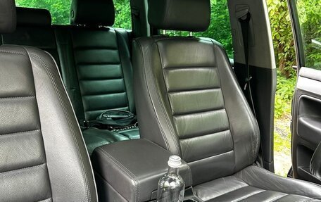 Volkswagen Touareg III, 2004 год, 500 000 рублей, 26 фотография