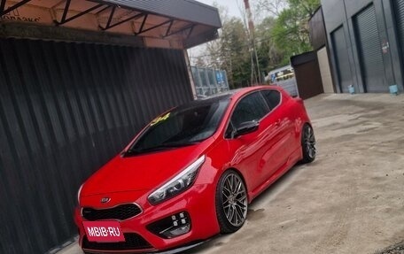 KIA cee'd GT II, 2014 год, 1 400 000 рублей, 4 фотография