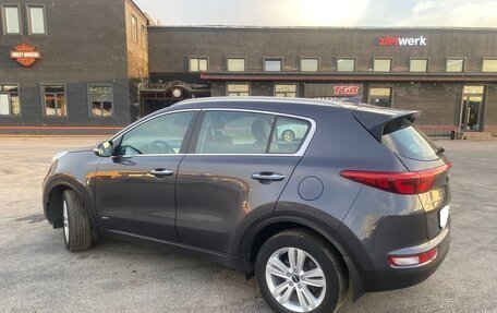 KIA Sportage IV рестайлинг, 2017 год, 2 100 000 рублей, 2 фотография