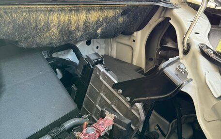 Toyota Alphard III, 2011 год, 3 000 000 рублей, 23 фотография
