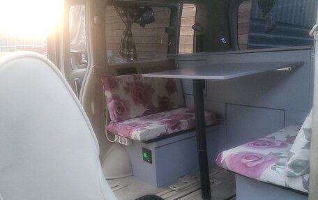 Nissan Elgrand III, 2005 год, 1 600 000 рублей, 3 фотография