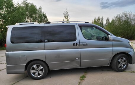 Nissan Elgrand III, 2005 год, 1 600 000 рублей, 4 фотография
