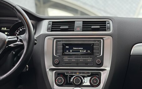 Volkswagen Jetta VI, 2018 год, 1 590 000 рублей, 9 фотография