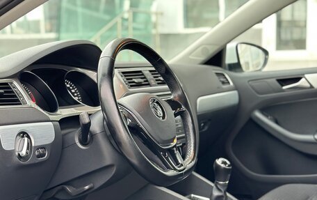Volkswagen Jetta VI, 2018 год, 1 590 000 рублей, 10 фотография