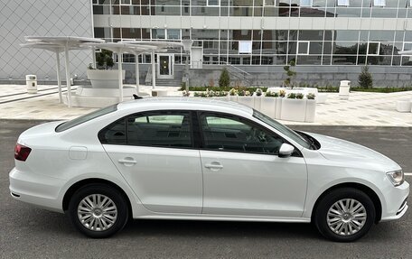 Volkswagen Jetta VI, 2018 год, 1 590 000 рублей, 8 фотография