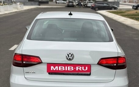 Volkswagen Jetta VI, 2018 год, 1 590 000 рублей, 6 фотография