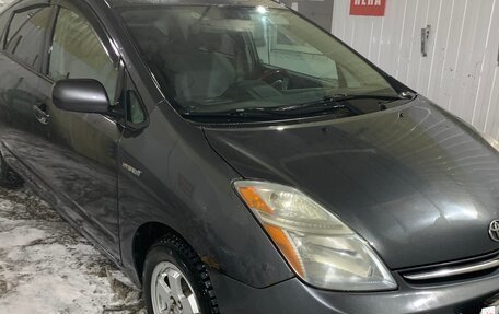 Toyota Prius, 2007 год, 550 000 рублей, 13 фотография