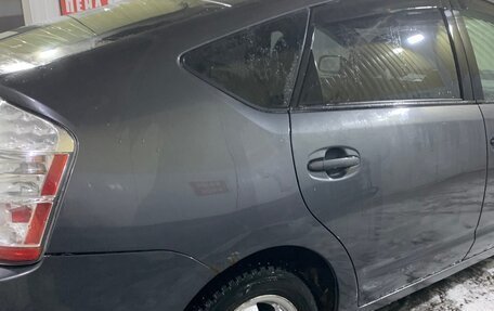 Toyota Prius, 2007 год, 550 000 рублей, 10 фотография