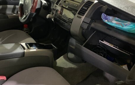 Toyota Prius, 2007 год, 550 000 рублей, 8 фотография